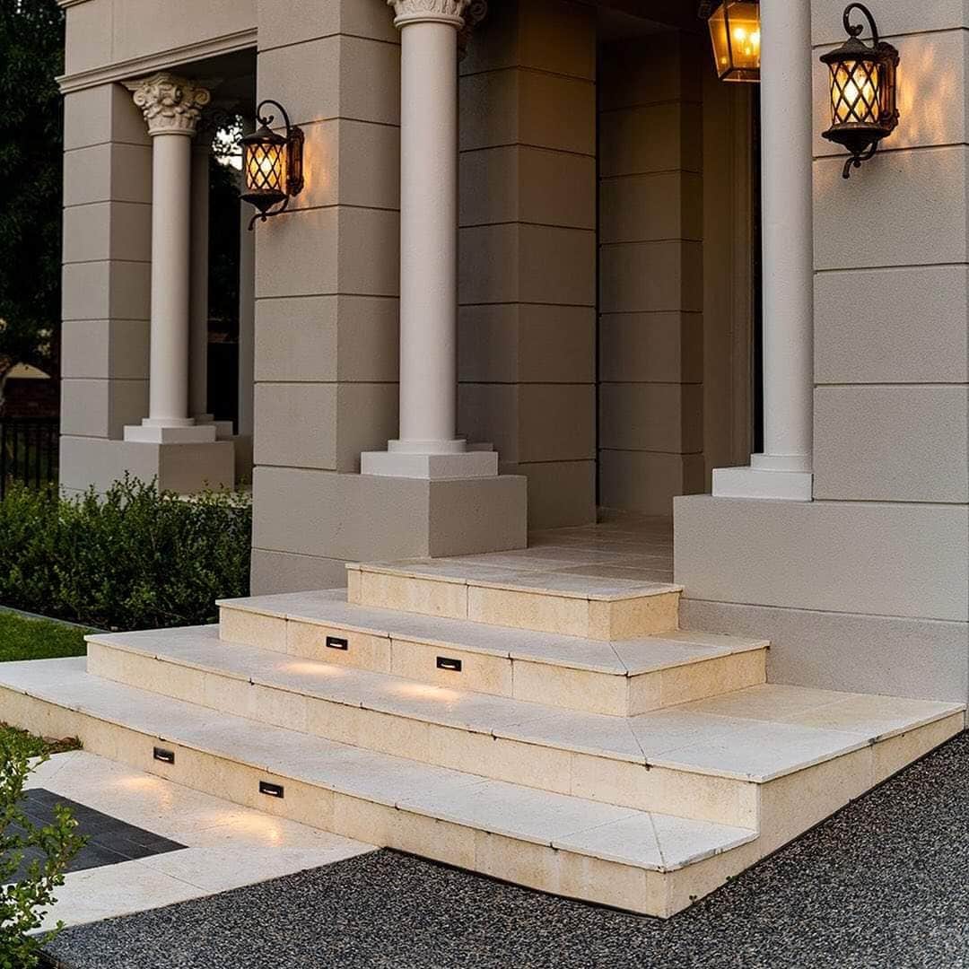 lush land scaping